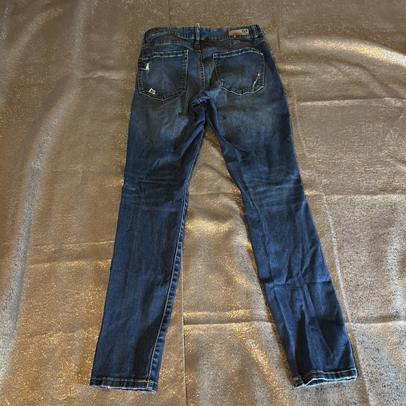 Garage Ripped up Dystressed Women’s jeans .. Size 07…premium denim super soft - Picture 2 of 2